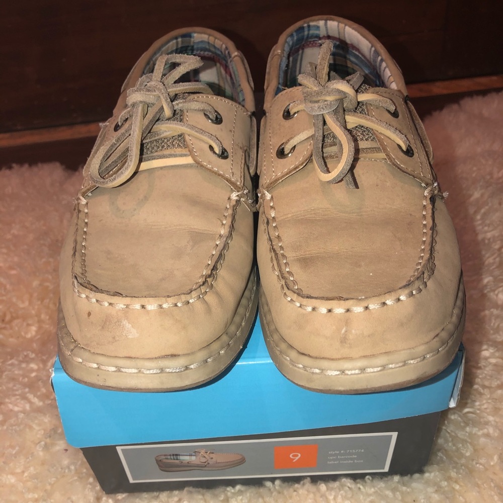 Boat shoe - Picture 2 of 3